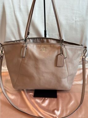 Coach Pebbled Leather Kelsey Tote in Taupe